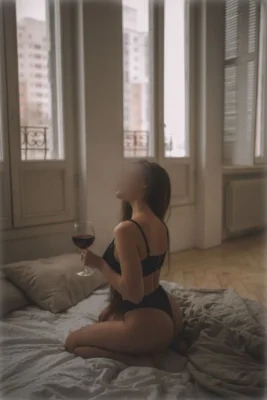 Anitaeroticmasseuses1