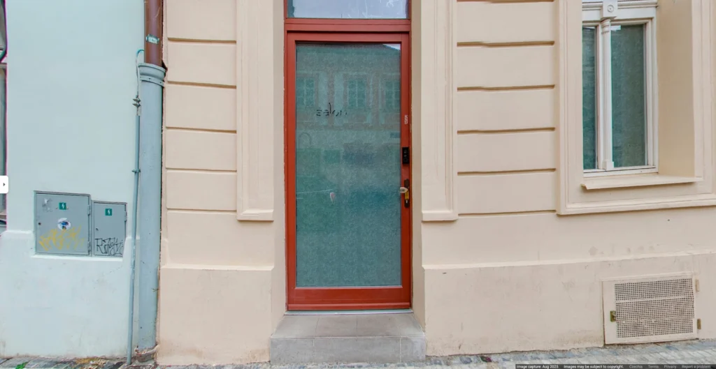 Tantra Club Prague 1 - New Town 2 Vchod Do Tantra Club Praha 1 – Pštrossova 1